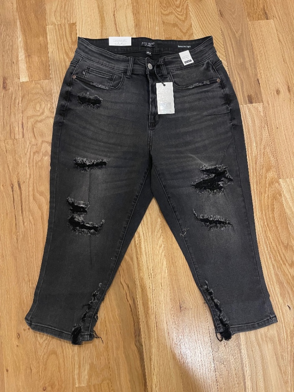 Judy Blue Capri Jean